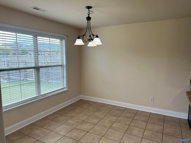 Foto del edificio - 6910 Breyerton Way SE