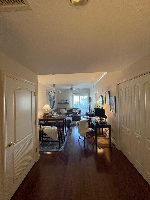 Foto principal - 195 14th Street Northeast