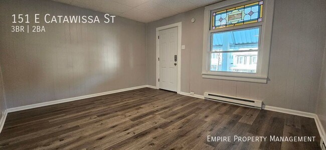 Building Photo - 3 Bedroom / 1.5 Bath Single Family Home in...