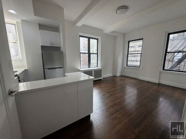 Building Photo - EAST 46 STREET