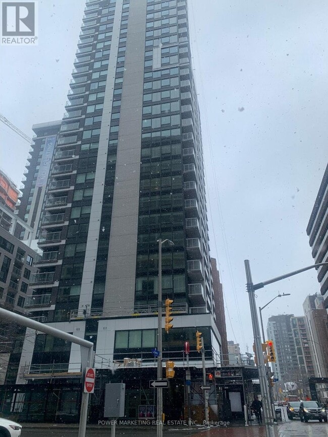 Building Photo - 340 Queen St