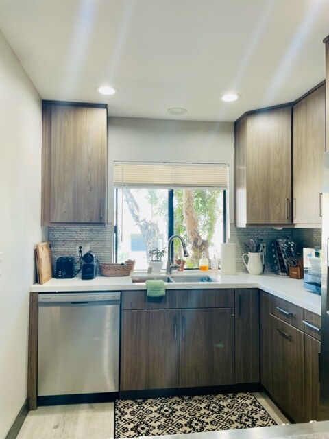 Kitchen - 1002 30th St