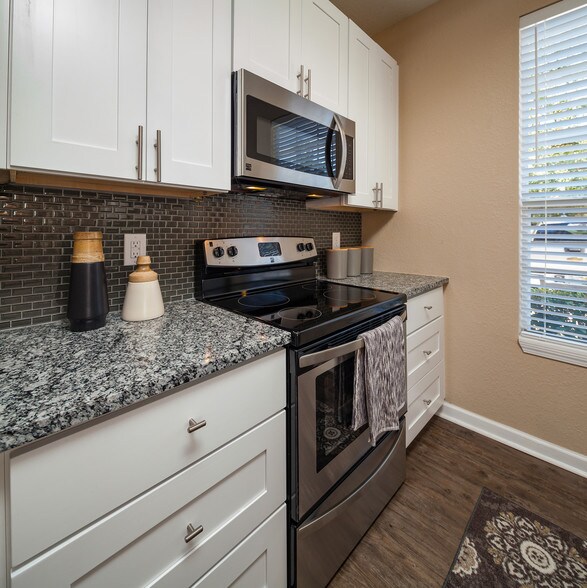 Deerwood Village Apartments by Cortland Rentals Ocala, FL