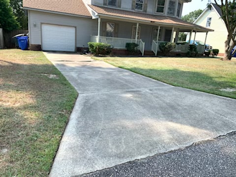 Foto del edificio - 7145 Dayspring Dr