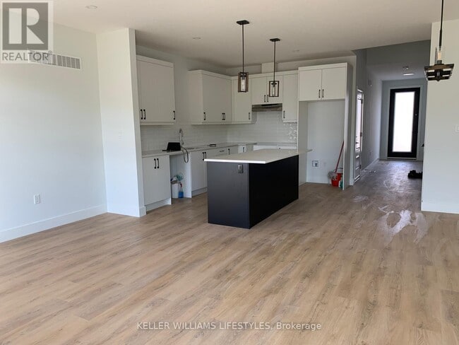 Building Photo - 1870 Aldersbrook Gate