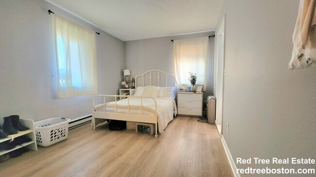 Foto del edificio - 200 Kelton St