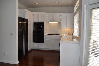 Building Photo - 7110 Calabria C