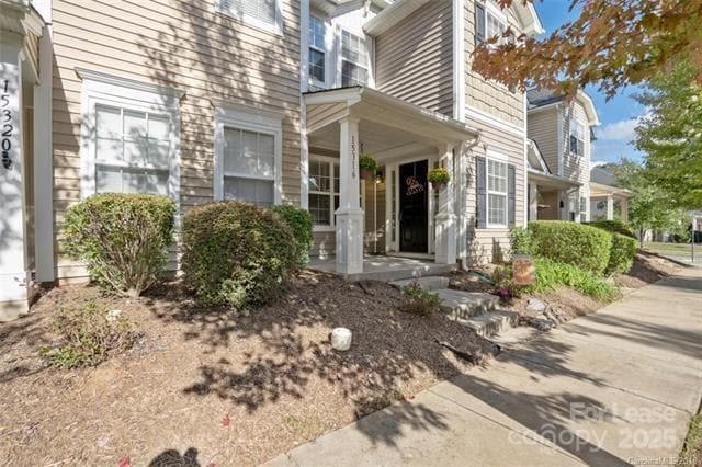 Building Photo - 15316 Crossing Gate Dr