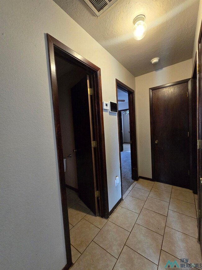 Foto del edificio - 1808 Debra St