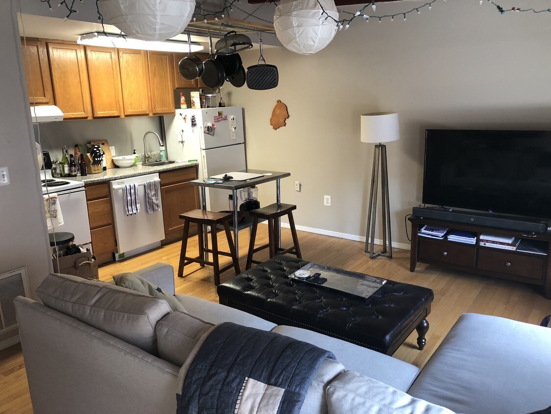 Foto principal - 259 S 20th St