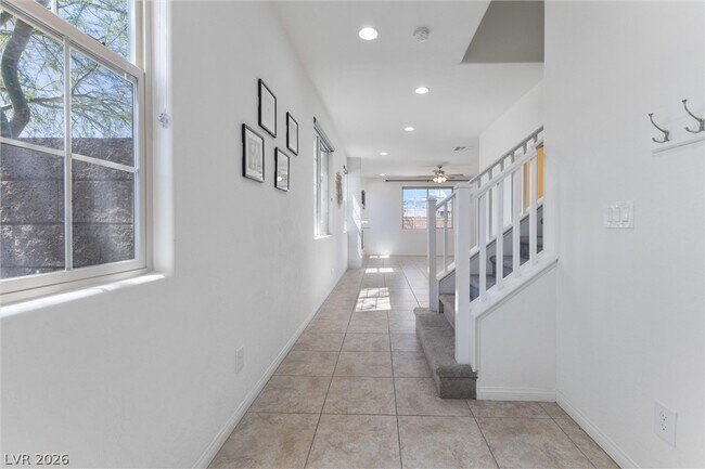 Building Photo - 10925 Jordyn Hill St