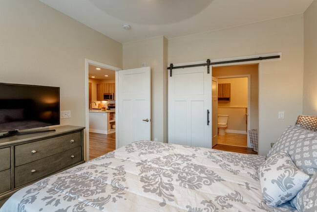 2BD, 2BA - 924 SF - Eagles Peak - 55+ Active Adult Community