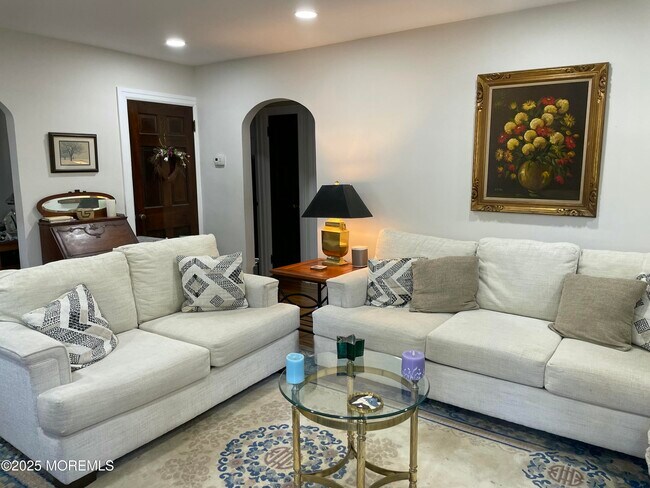 Foto del edificio - 432 Wells Ave