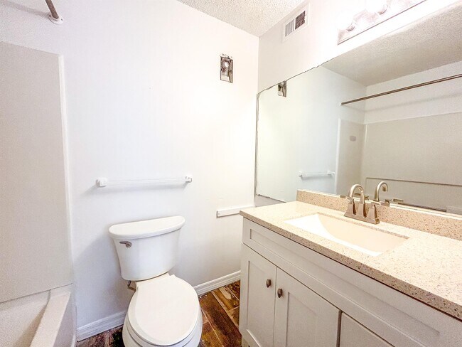 Foto del edificio - 3921 SW 34th St