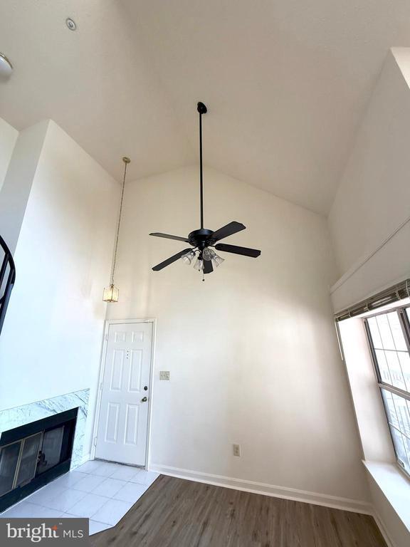 Building Photo - 10318 Westridge Dr