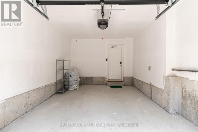 Building Photo - 1371 Gull Crossing