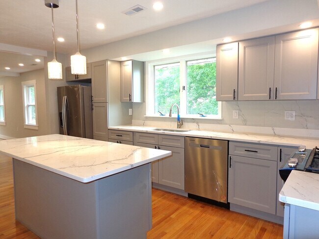 Foto del edificio - 12 Park Pl