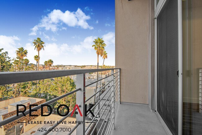 Foto del edificio - 453 S Kenmore Ave