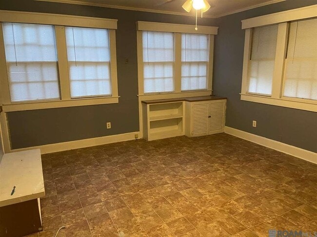 Foto del edificio - 2933 Dayton St