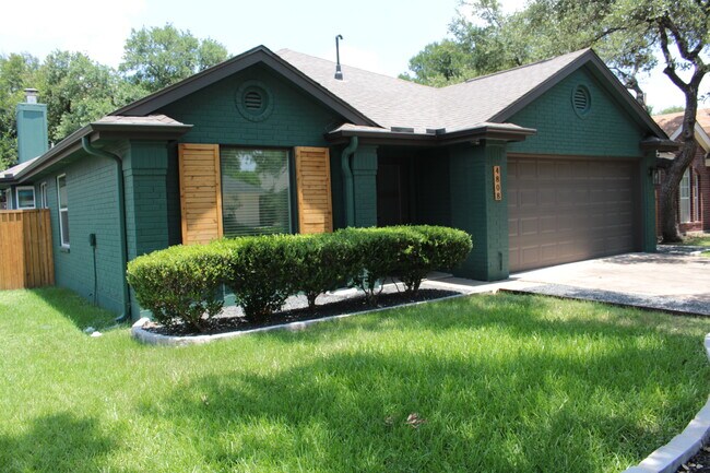 Building Photo - 4808 Alta Loma Dr