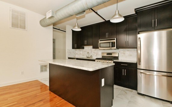 Building Photo - 505 4th St