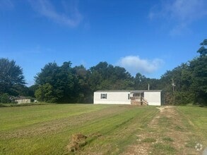 Building Photo - 117 County Rd 1222
