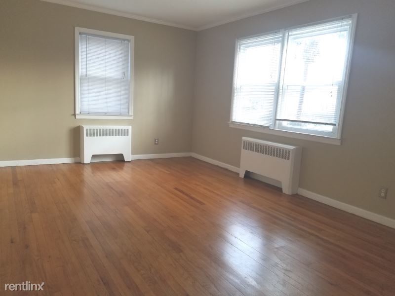 Primary Photo - 1 br, 1 bath Apartment - 5 Waywood Pl