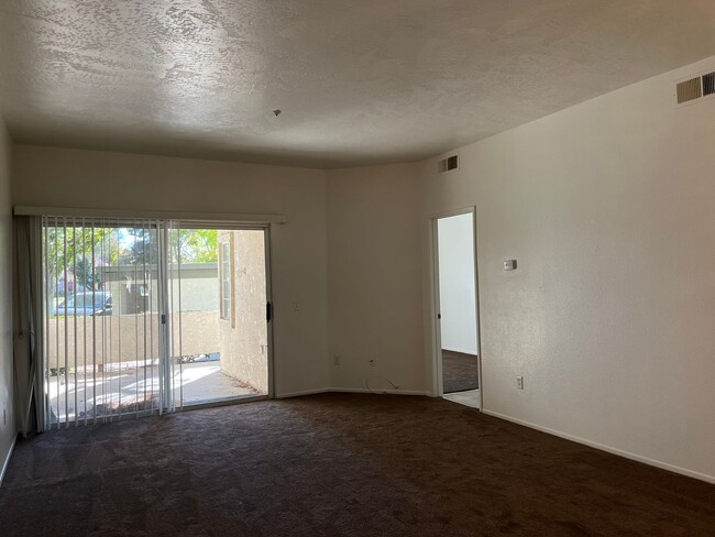 Building Photo - Condo available in 55+ Jess Ranch!!