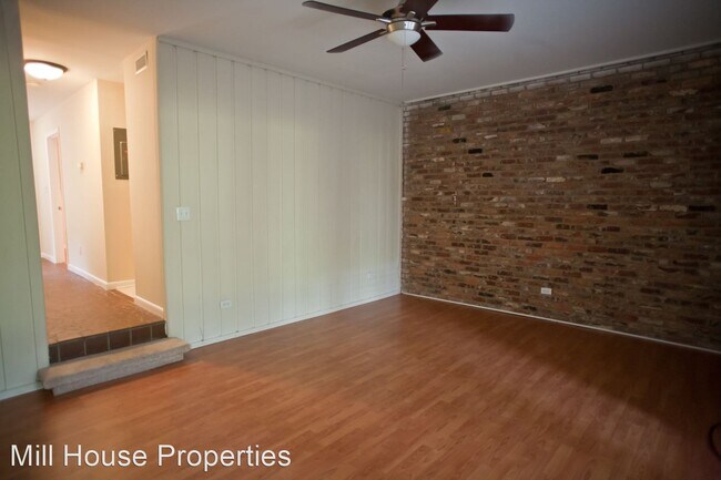 Foto del edificio - 2 br, 2.5 bath House - 1206 Oak Tree Drive