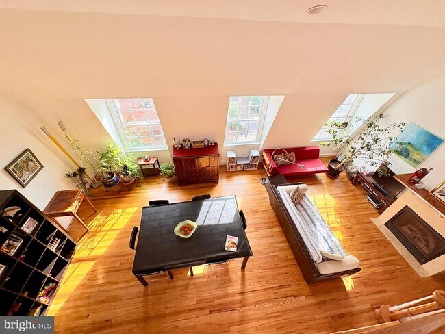 Foto del edificio - 2125 S St NW