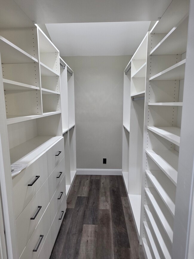 Foto del edificio - 6515 Keokuk Ave