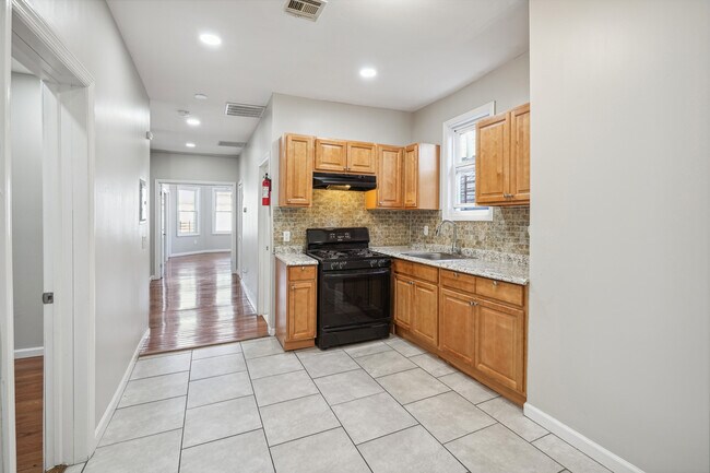 Foto del edificio - 96 S 12th St