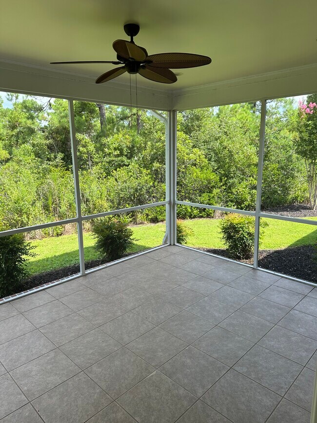 Building Photo - 8529 Oak Abbey Trl NE