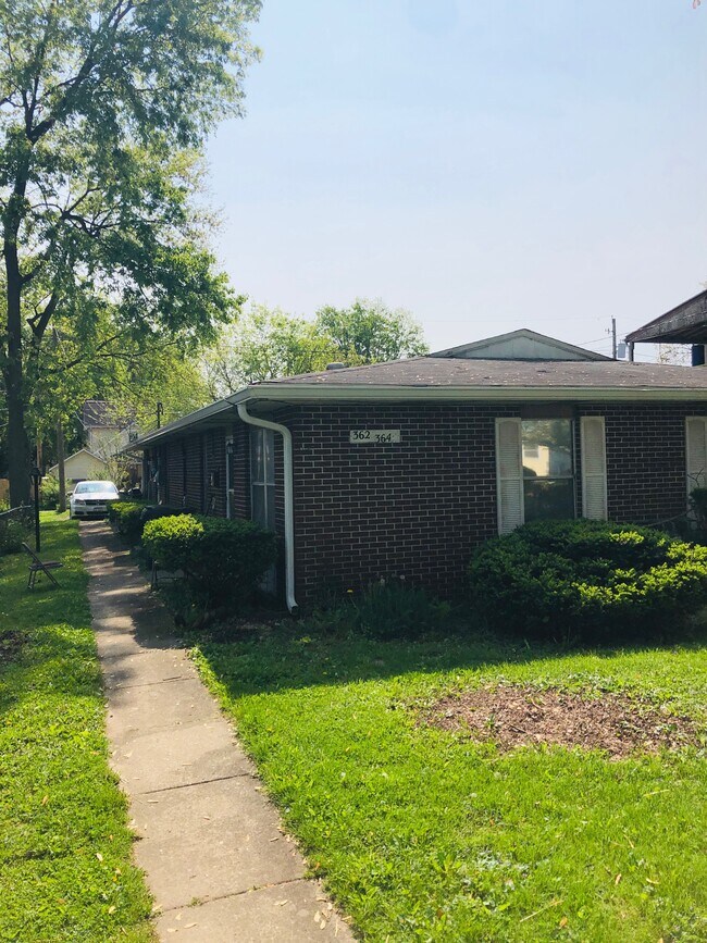 362 N 11th St Unit 364, Newark, OH 43055 Apartments in Newark, OH