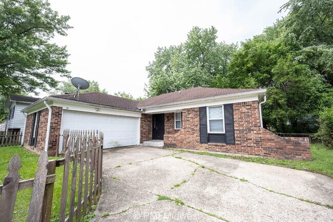 Building Photo - 3026 Osceola Ln