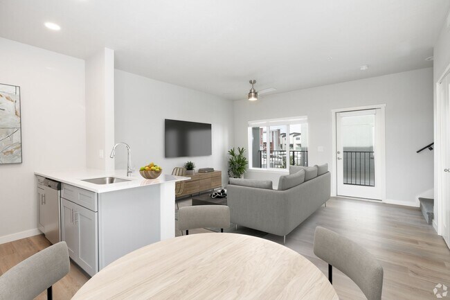 Foto del edificio - MOVE IN TODAY! 1 MONTH FREE RENT!