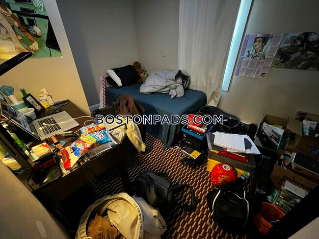 Foto del edificio - 12 Shepherd Ave