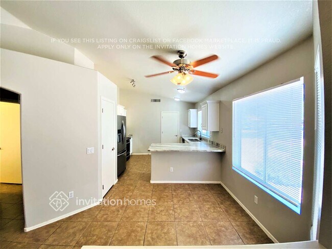 Foto del edificio - 4607 W Laredo St