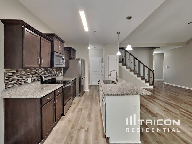 Building Photo - 476 Woodtrace Drive Clarksville TN