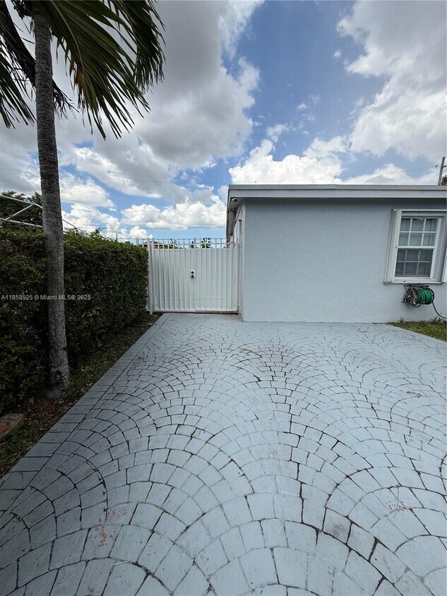 Foto principal - 4284 SW 97th Ave