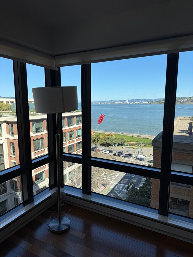 Foto del edificio - 75 Folsom St