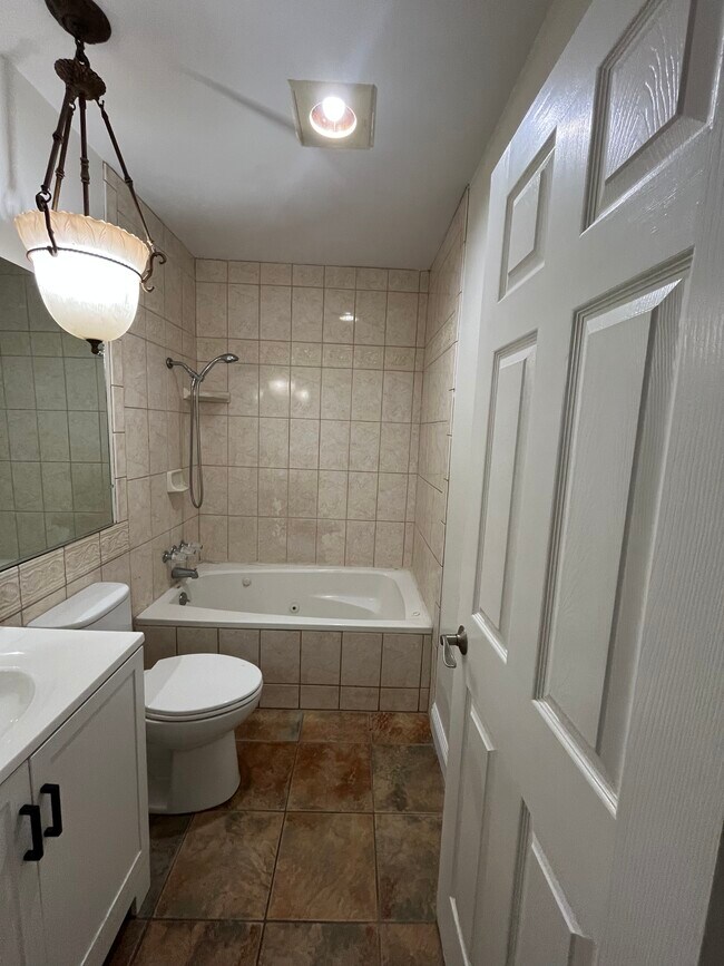 Foto del edificio - 12727 Shenley St