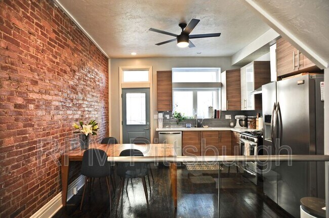 Foto del edificio - 4016 Willow St
