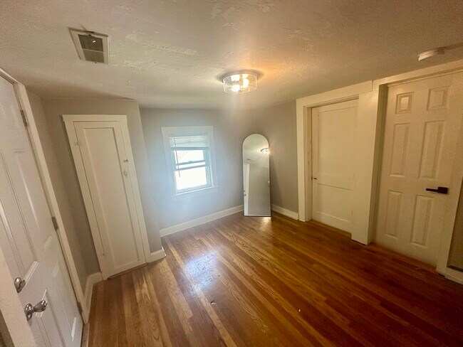 Foto del edificio - 81 Hayward St