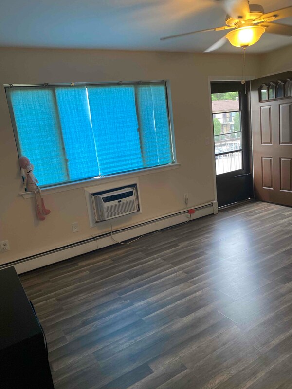 Foto del edificio - 1010 Cricket Ln