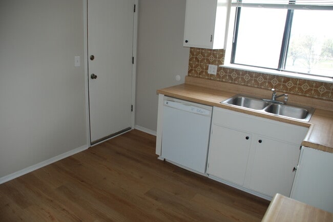 Foto del edificio - 1779 Rand Rd