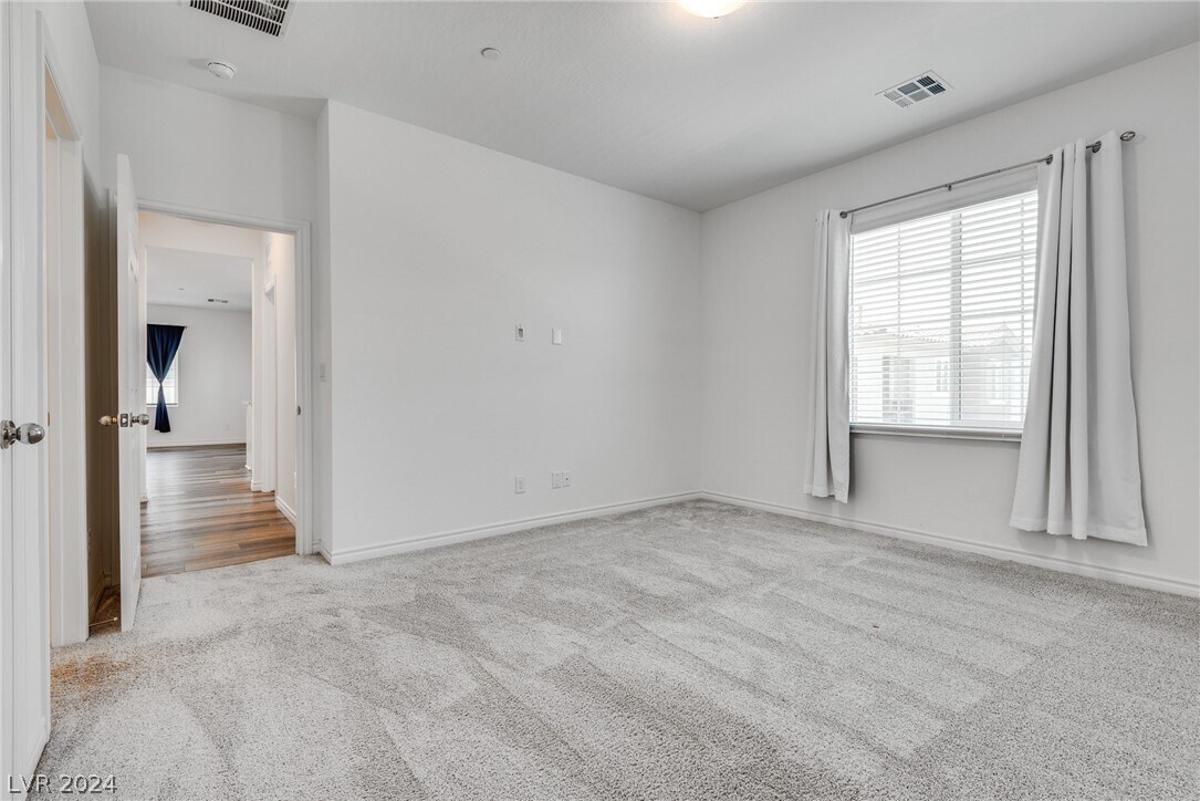 Foto del edificio - 20 Barbara Ln