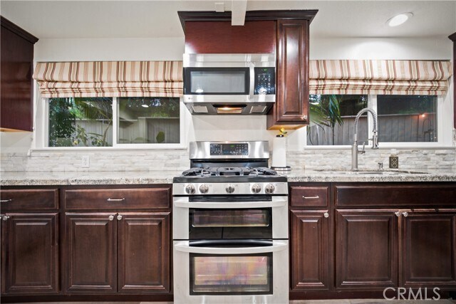 Foto del edificio - 6767 Pheasant Ln