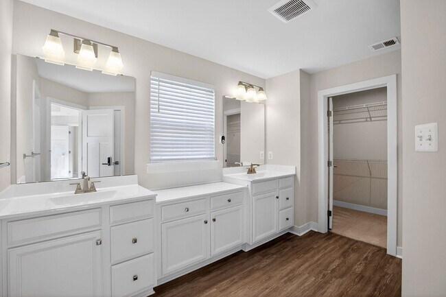 Foto del edificio - 8625 Windon Ct