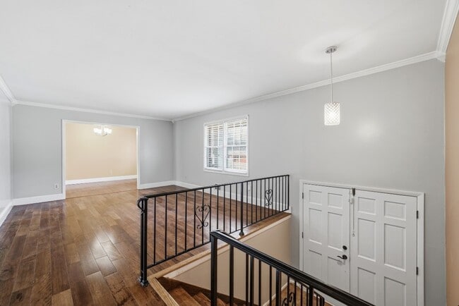 Foto del edificio - 2351 Emerald Falls Dr